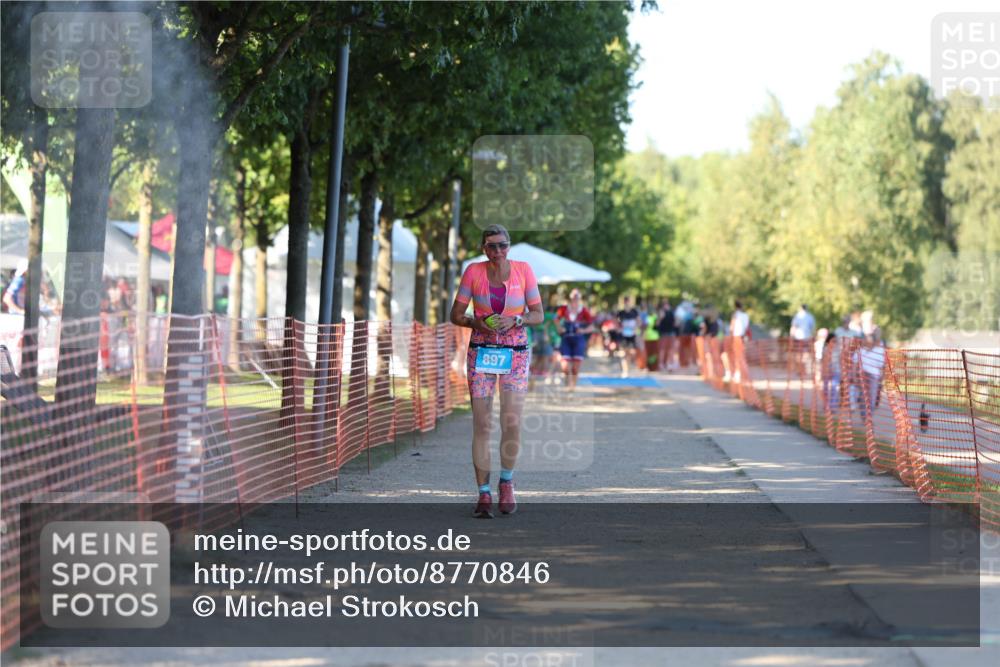 07.09.2025 - 19. Norderstedt Triathlon Michael Strokosch http://msf.ph/oto/8770846 07.09.2025 16:28:28 Laufen 897, 933, 1585 meine-sportfotos.de