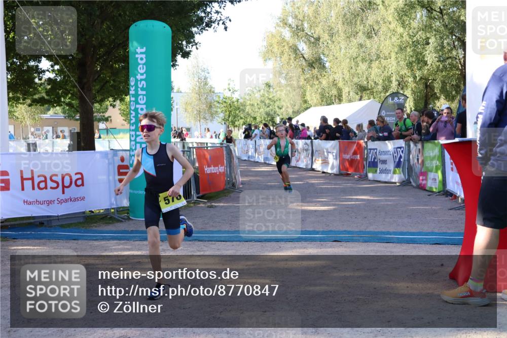 07.09.2025 - 19. Norderstedt Triathlon Zöllner http://msf.ph/oto/8770847 07.09.2025 09:48:25 Ziel 559, 576, 607, 623 meine-sportfotos.de