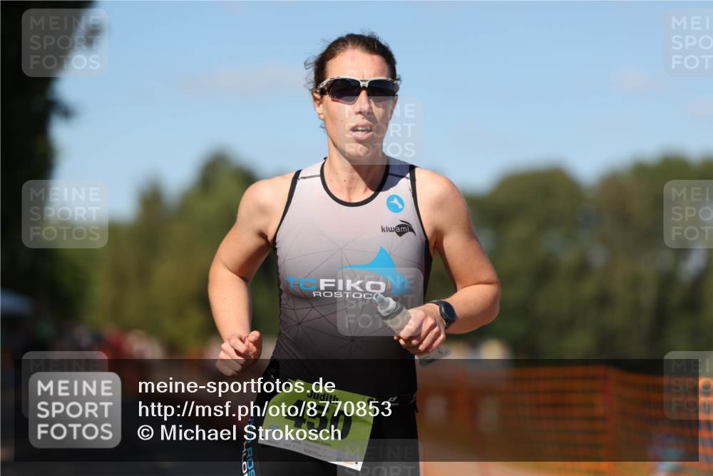 07.09.2025 - 19. Norderstedt Triathlon Michael Strokosch http://msf.ph/oto/8770853 07.09.2025 15:31:48 Laufen 450, 476 meine-sportfotos.de