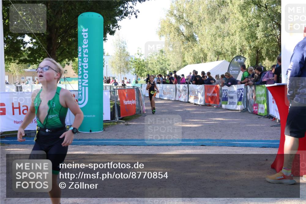 07.09.2025 - 19. Norderstedt Triathlon Zöllner http://msf.ph/oto/8770854 07.09.2025 09:48:27 Ziel 576, 598, 607, 623 meine-sportfotos.de