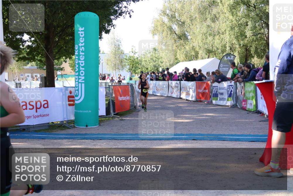 07.09.2025 - 19. Norderstedt Triathlon Zöllner http://msf.ph/oto/8770857 07.09.2025 09:48:27 Ziel 576, 598, 607, 623 meine-sportfotos.de