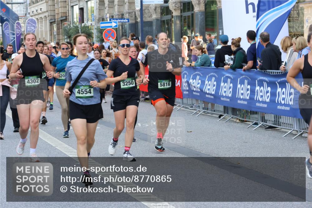 07.09.2025 - BARMER Alsterlauf Strokosch-Dieckow http://msf.ph/oto/8770865 07.09.2025 10:10:16 Ziel 2091, 2116, 2311, 2312, 2422, 2558, 3088, 3472, 3481, 3606, 3687, 3700, 4137, 4261, 4313, 4321, 4373, 4615, 4748, 4796, 4912, 4913, 5009, 5010, 5049, 5072, 5073, 5581, 5703, 5814, 5988, 6038, 6054, 6177, 8078, 8079, 8471 meine-sportfotos.de