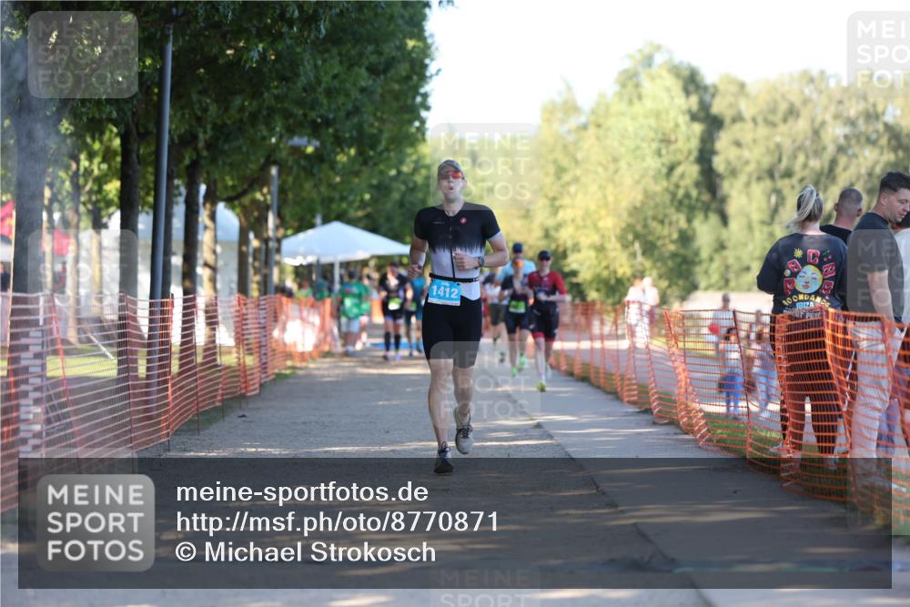 07.09.2025 - 19. Norderstedt Triathlon Michael Strokosch http://msf.ph/oto/8770871 07.09.2025 16:28:47 Laufen 1060, 1412 meine-sportfotos.de