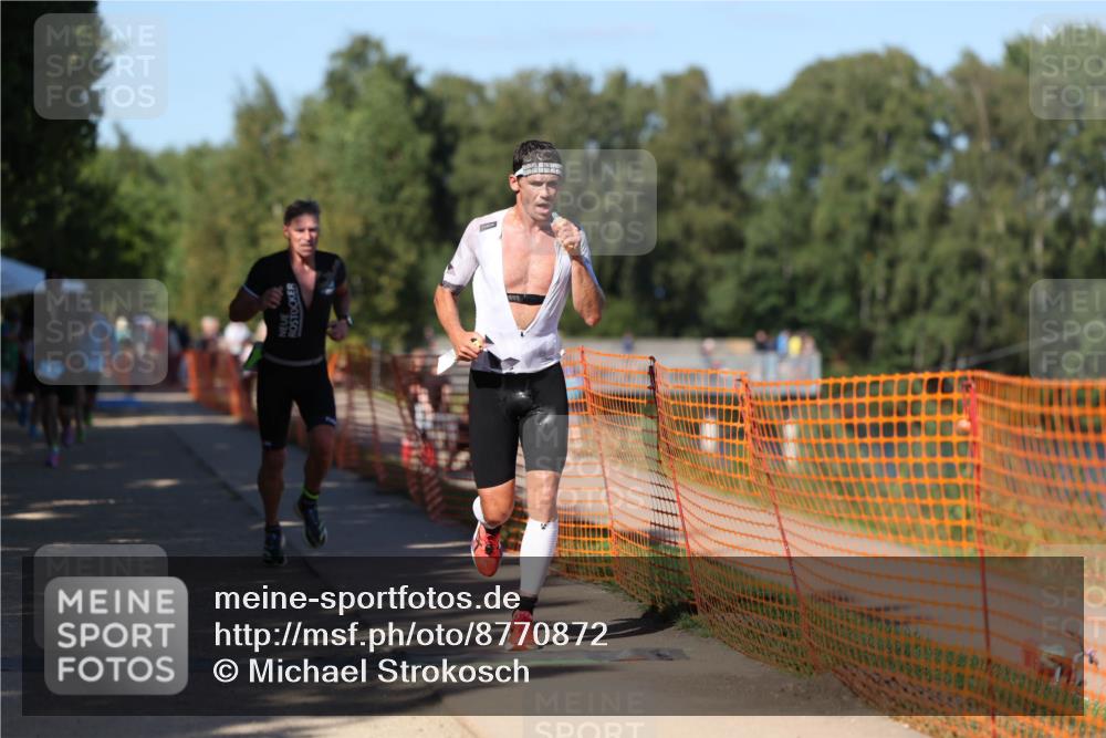 07.09.2025 - 19. Norderstedt Triathlon Michael Strokosch http://msf.ph/oto/8770872 07.09.2025 15:32:07 Laufen 1501 meine-sportfotos.de