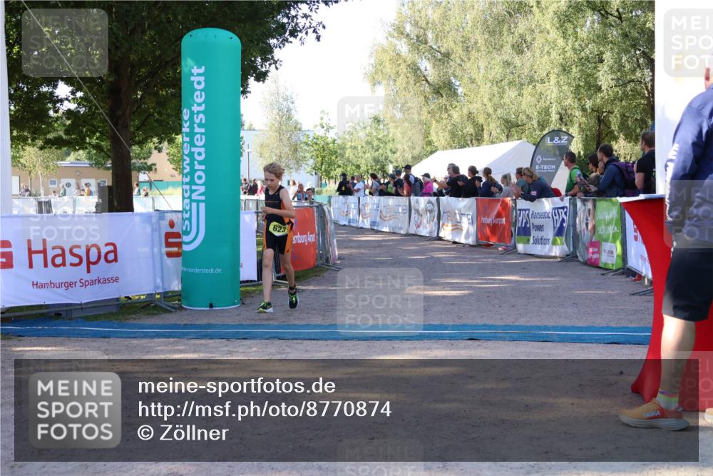 07.09.2025 - 19. Norderstedt Triathlon Zöllner http://msf.ph/oto/8770874 07.09.2025 09:48:29 Ziel 576, 598, 603, 607, 623 meine-sportfotos.de