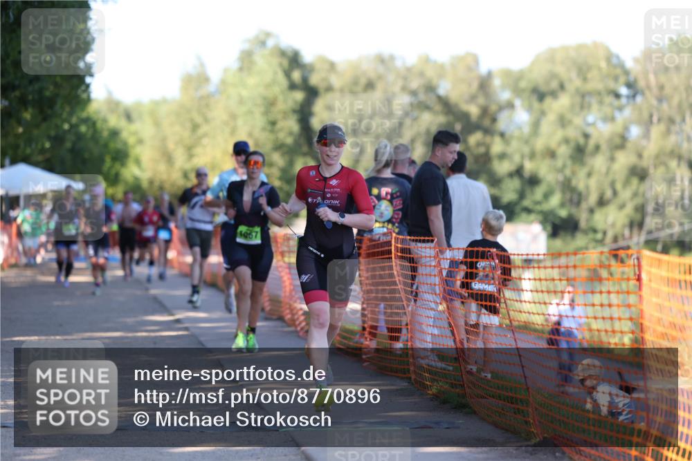 07.09.2025 - 19. Norderstedt Triathlon Michael Strokosch http://msf.ph/oto/8770896 07.09.2025 16:28:54 Laufen 405, 1054, 1060, 1067, 1412, 1473 meine-sportfotos.de