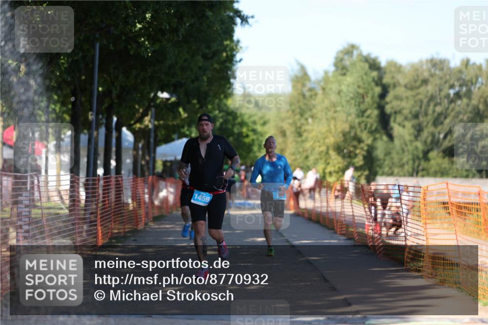 07.09.2025 - 19. Norderstedt Triathlon Michael Strokosch http://msf.ph/oto/8770932 07.09.2025 15:32:13 Laufen 373, 863, 1459 meine-sportfotos.de