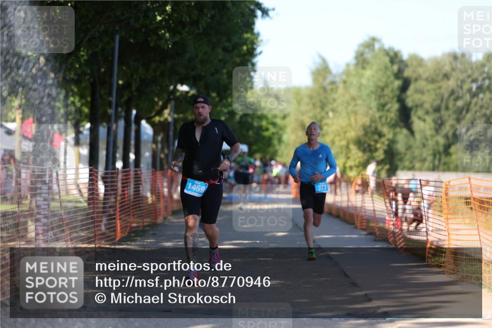 07.09.2025 - 19. Norderstedt Triathlon Michael Strokosch http://msf.ph/oto/8770946 07.09.2025 15:32:14 Laufen 373, 863, 1459 meine-sportfotos.de