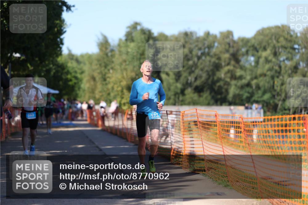 07.09.2025 - 19. Norderstedt Triathlon Michael Strokosch http://msf.ph/oto/8770962 07.09.2025 15:32:16 Laufen 373, 863, 1459 meine-sportfotos.de