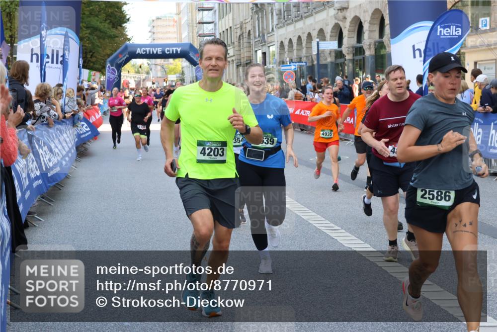 07.09.2025 - BARMER Alsterlauf Strokosch-Dieckow http://msf.ph/oto/8770971 07.09.2025 10:10:13 Ziel 1188, 2091, 2116, 2282, 2311, 2312, 2422, 2558, 3088, 3472, 3481, 3606, 3687, 3700, 4137, 4244, 4321, 4373, 4384, 4615, 4748, 4796, 4912, 5009, 5010, 5049, 5072, 5073, 5283, 5413, 5581, 5703, 5814, 5824, 5971, 5988, 6038, 6054, 6114, 6177, 8078, 8079, 8471 meine-sportfotos.de