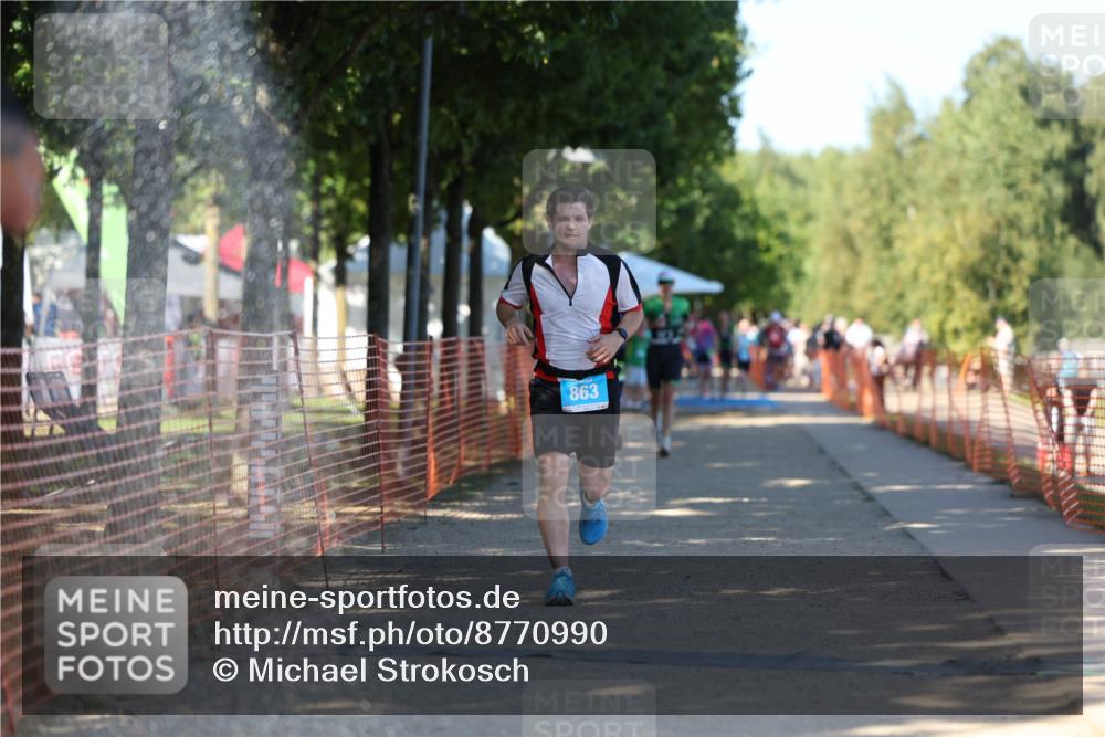 07.09.2025 - 19. Norderstedt Triathlon Michael Strokosch http://msf.ph/oto/8770990 07.09.2025 15:32:18 Laufen 373, 863, 1459, 1491 meine-sportfotos.de