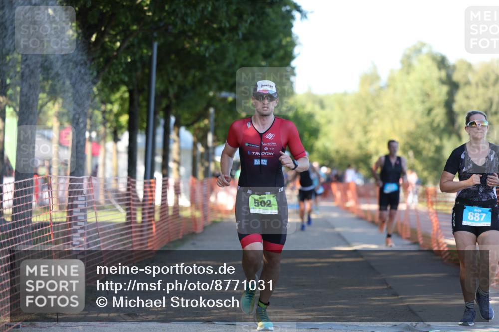 07.09.2025 - 19. Norderstedt Triathlon Michael Strokosch http://msf.ph/oto/8771031 07.09.2025 16:29:08 Laufen 431, 459, 502, 532, 887, 942, 1419, 1509, 1582 meine-sportfotos.de
