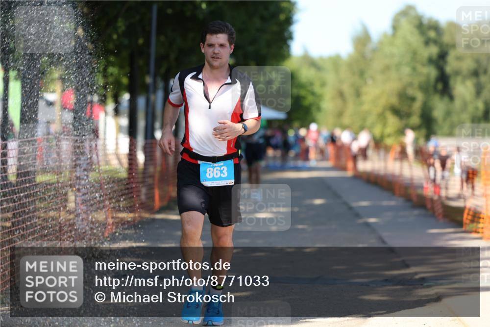 07.09.2025 - 19. Norderstedt Triathlon Michael Strokosch http://msf.ph/oto/8771033 07.09.2025 15:32:20 Laufen 373, 863, 1459, 1491 meine-sportfotos.de