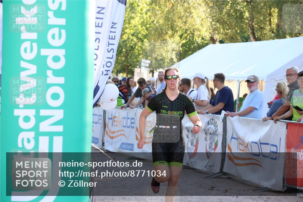 07.09.2025 - 19. Norderstedt Triathlon Zöllner http://msf.ph/oto/8771034 07.09.2025 16:45:05 Ziel 1082 meine-sportfotos.de