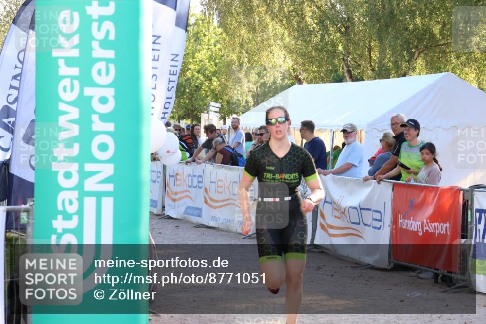 07.09.2025 - 19. Norderstedt Triathlon Zöllner http://msf.ph/oto/8771051 07.09.2025 16:45:06 Ziel 1082, 1609 meine-sportfotos.de