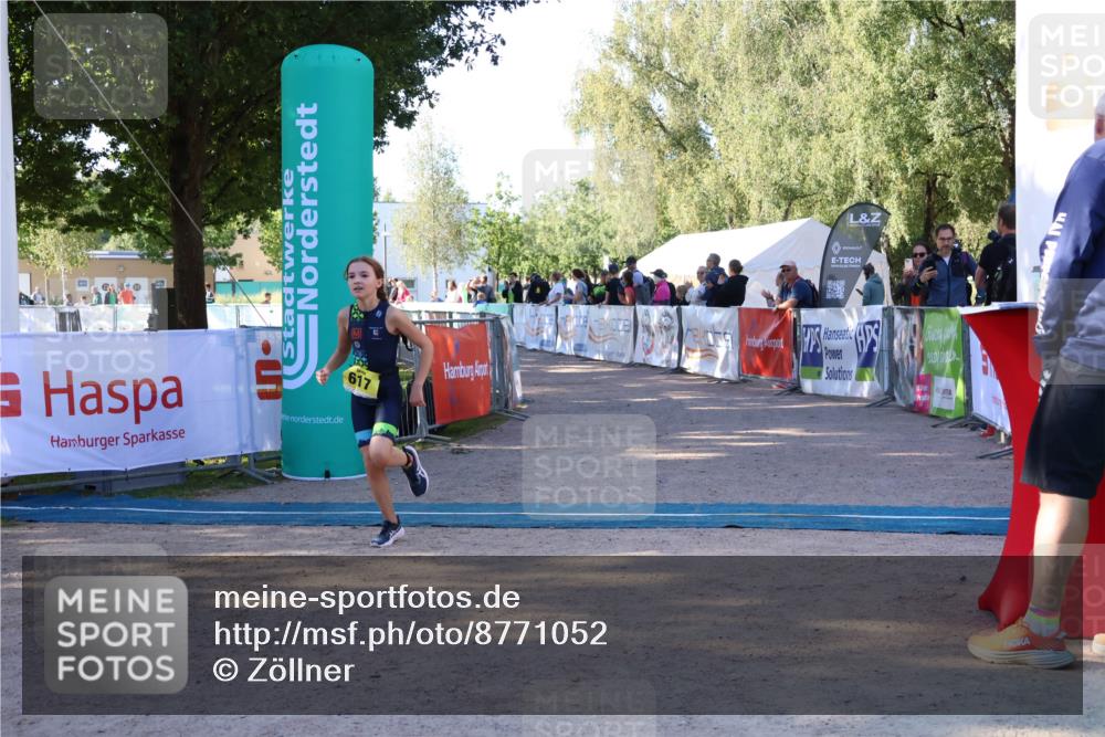 07.09.2025 - 19. Norderstedt Triathlon Zöllner http://msf.ph/oto/8771052 07.09.2025 09:49:16 Ziel 617 meine-sportfotos.de