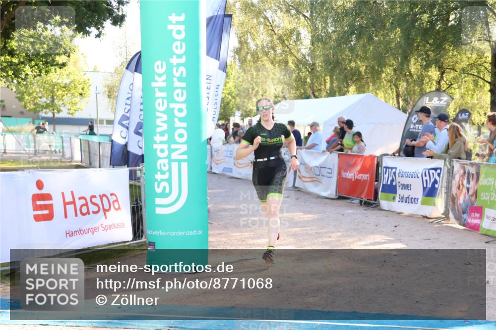 07.09.2025 - 19. Norderstedt Triathlon Zöllner http://msf.ph/oto/8771068 07.09.2025 16:45:07 Ziel 1082, 1609 meine-sportfotos.de