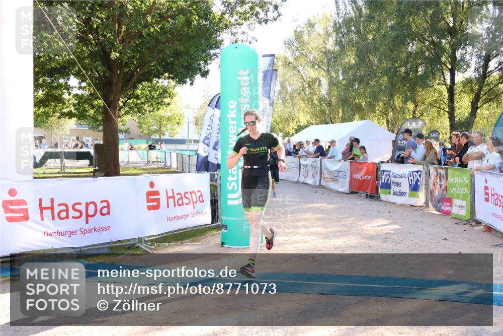 07.09.2025 - 19. Norderstedt Triathlon Zöllner http://msf.ph/oto/8771073 07.09.2025 16:45:08 Ziel 1082, 1609 meine-sportfotos.de