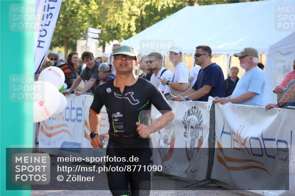 07.09.2025 - 19. Norderstedt Triathlon Zöllner http://msf.ph/oto/8771090 07.09.2025 16:45:09 Ziel 1082, 1609 meine-sportfotos.de