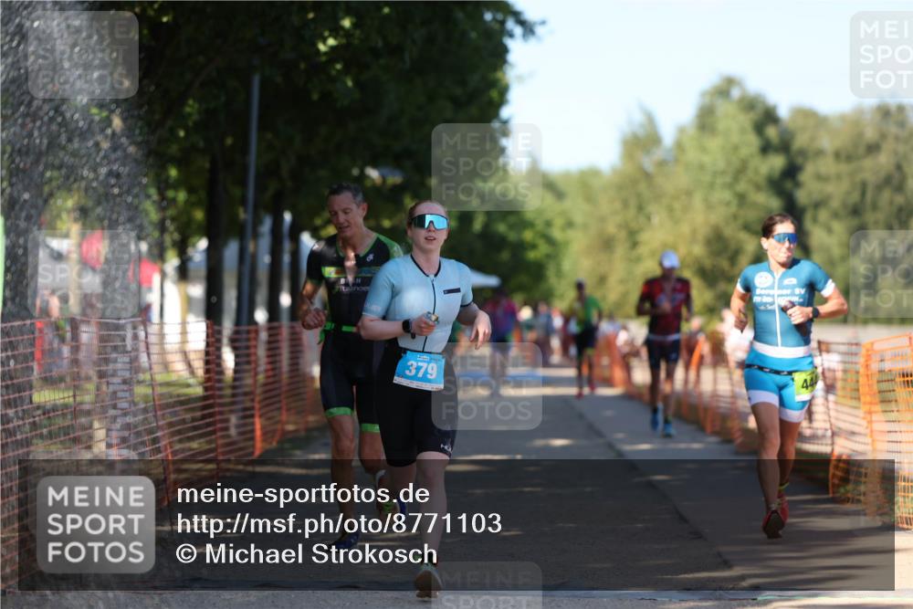 07.09.2025 - 19. Norderstedt Triathlon Michael Strokosch http://msf.ph/oto/8771103 07.09.2025 15:32:39 Laufen 379, 444, 900, 960 meine-sportfotos.de