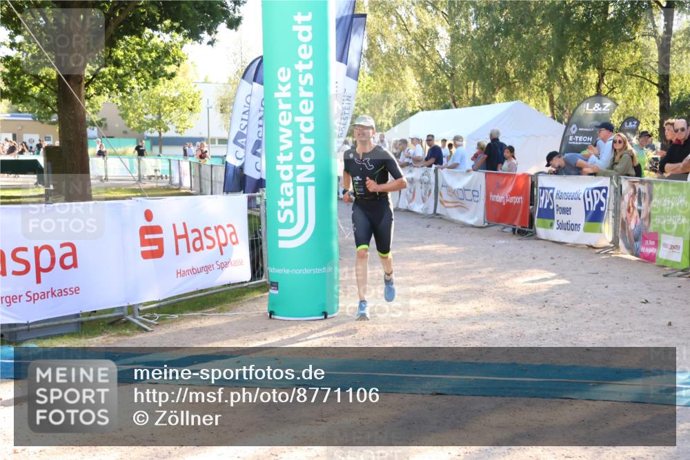 07.09.2025 - 19. Norderstedt Triathlon Zöllner http://msf.ph/oto/8771106 07.09.2025 16:45:10 Ziel 1082, 1609 meine-sportfotos.de