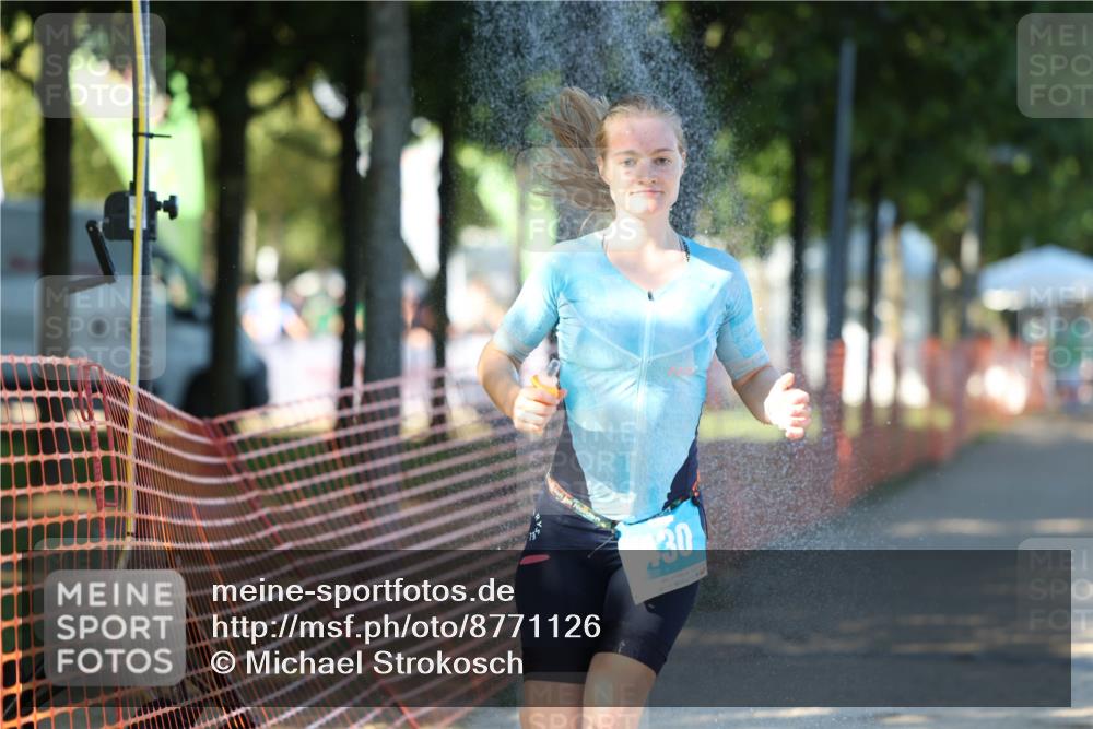 07.09.2025 - 19. Norderstedt Triathlon Michael Strokosch http://msf.ph/oto/8771126 07.09.2025 16:29:24 Laufen 430, 1059, 1076, 1098 meine-sportfotos.de
