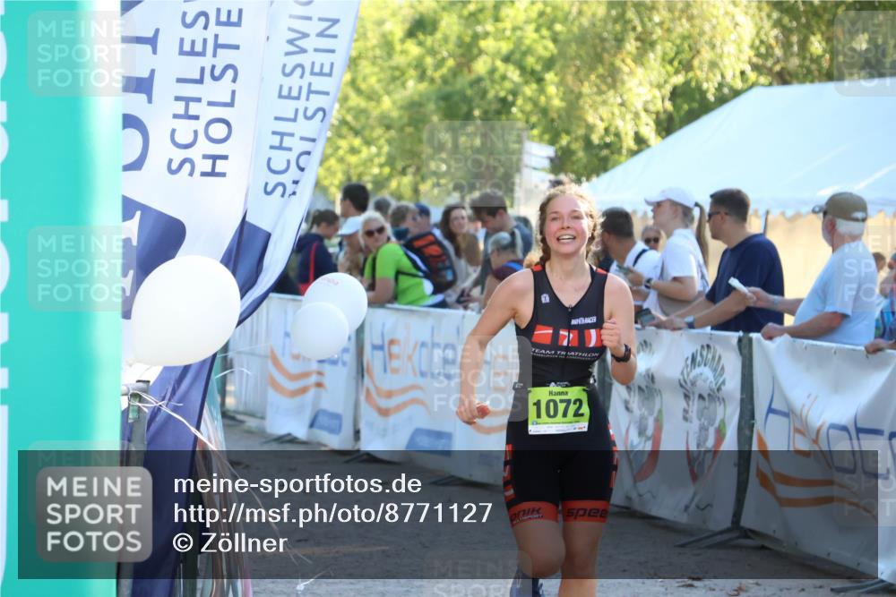 07.09.2025 - 19. Norderstedt Triathlon Zöllner http://msf.ph/oto/8771127 07.09.2025 16:45:16 Ziel 1052, 1072, 1609 meine-sportfotos.de