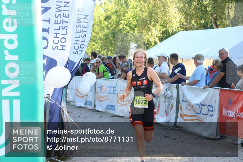 07.09.2025 - 19. Norderstedt Triathlon Zöllner http://msf.ph/oto/8771131 07.09.2025 16:45:16 Ziel 1052, 1072, 1609 meine-sportfotos.de