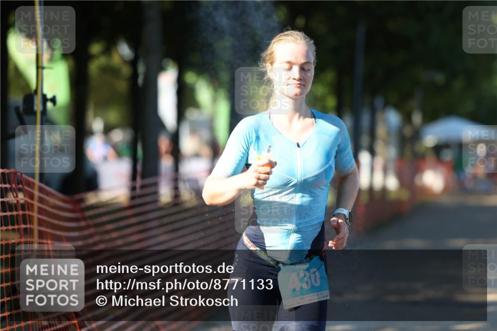 07.09.2025 - 19. Norderstedt Triathlon Michael Strokosch http://msf.ph/oto/8771133 07.09.2025 16:29:24 Laufen 430, 1059, 1076, 1098 meine-sportfotos.de