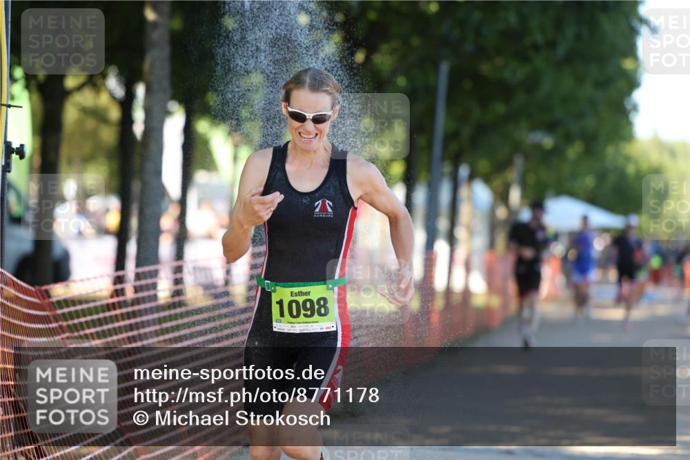 07.09.2025 - 19. Norderstedt Triathlon Michael Strokosch http://msf.ph/oto/8771178 07.09.2025 16:29:32 Laufen 496, 544, 1059, 1098, 1550, 1593, 1595 meine-sportfotos.de