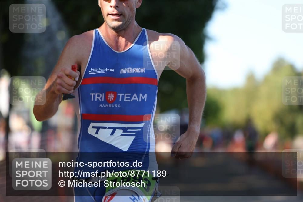 07.09.2025 - 19. Norderstedt Triathlon Michael Strokosch http://msf.ph/oto/8771189 07.09.2025 16:29:34 Laufen 496, 544, 1098, 1550, 1593, 1595 meine-sportfotos.de