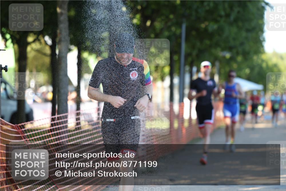 07.09.2025 - 19. Norderstedt Triathlon Michael Strokosch http://msf.ph/oto/8771199 07.09.2025 16:29:37 Laufen 496, 544, 1550, 1593, 1595 meine-sportfotos.de