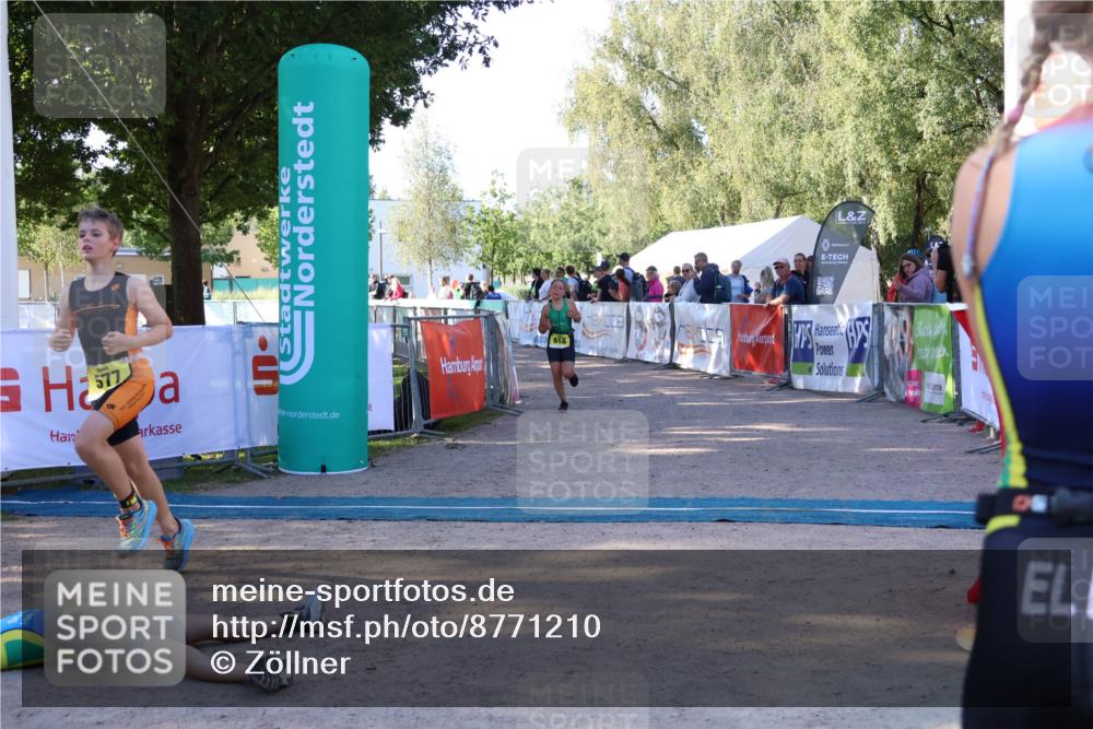 07.09.2025 - 19. Norderstedt Triathlon Zöllner http://msf.ph/oto/8771210 07.09.2025 09:49:53 Ziel 577, 618 meine-sportfotos.de
