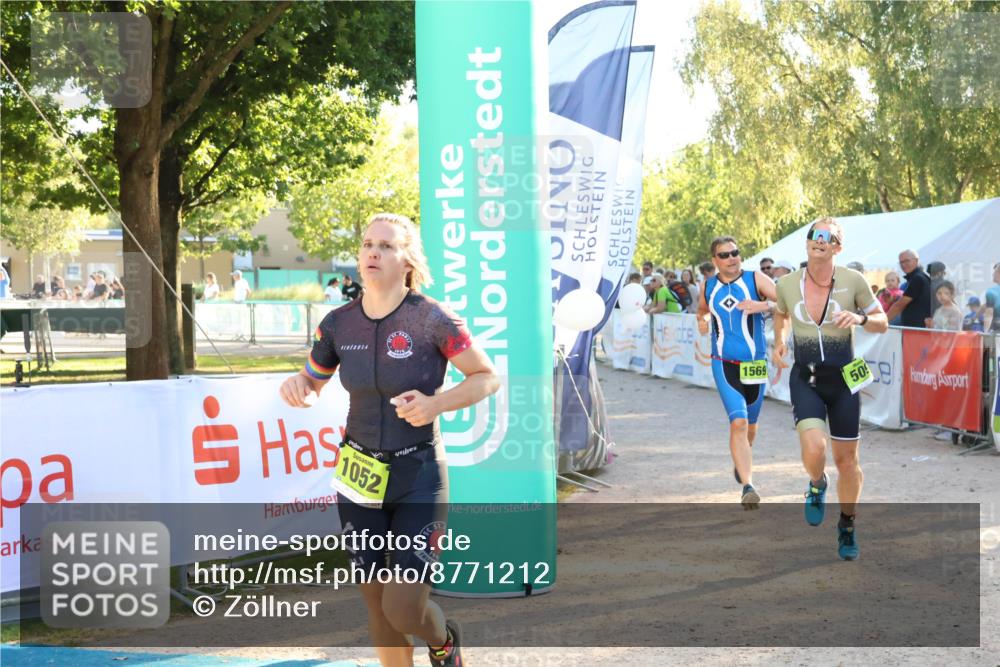 07.09.2025 - 19. Norderstedt Triathlon Zöllner http://msf.ph/oto/8771212 07.09.2025 16:45:21 Ziel 509, 1052, 1072, 1569 meine-sportfotos.de
