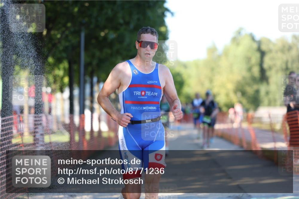 07.09.2025 - 19. Norderstedt Triathlon Michael Strokosch http://msf.ph/oto/8771236 07.09.2025 16:29:41 Laufen 544, 1066, 1090, 1550, 1564, 1595, 1620 meine-sportfotos.de