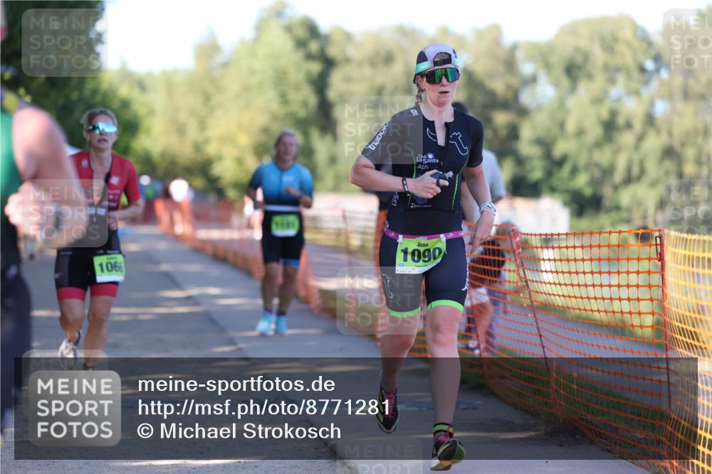 07.09.2025 - 19. Norderstedt Triathlon Michael Strokosch http://msf.ph/oto/8771281 07.09.2025 16:29:47 Laufen 519, 1066, 1090, 1101, 1564, 1620 meine-sportfotos.de