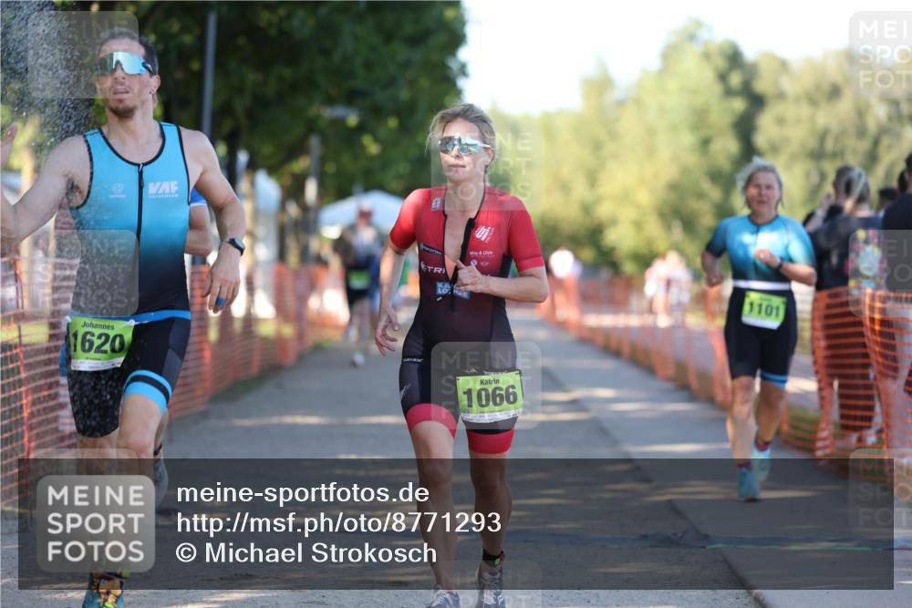 07.09.2025 - 19. Norderstedt Triathlon Michael Strokosch http://msf.ph/oto/8771293 07.09.2025 16:29:48 Laufen 519, 1066, 1090, 1101, 1564, 1620 meine-sportfotos.de