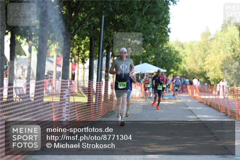 07.09.2025 - 19. Norderstedt Triathlon Michael Strokosch http://msf.ph/oto/8771304 07.09.2025 16:29:52 Laufen 519, 552, 1066, 1101, 1564, 1620 meine-sportfotos.de