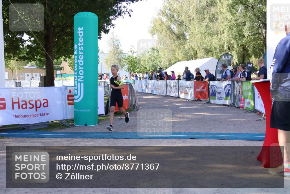 07.09.2025 - 19. Norderstedt Triathlon Zöllner http://msf.ph/oto/8771367 07.09.2025 09:50:26 Ziel 584 meine-sportfotos.de