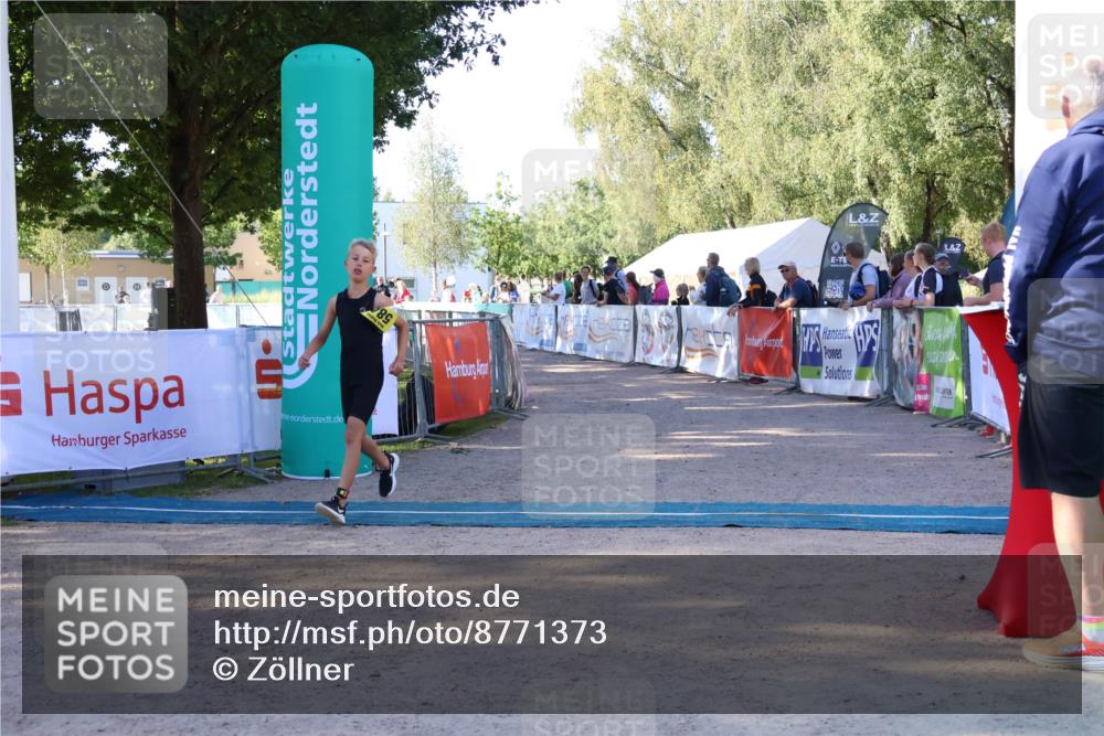 07.09.2025 - 19. Norderstedt Triathlon Zöllner http://msf.ph/oto/8771373 07.09.2025 09:50:27 Ziel 584 meine-sportfotos.de