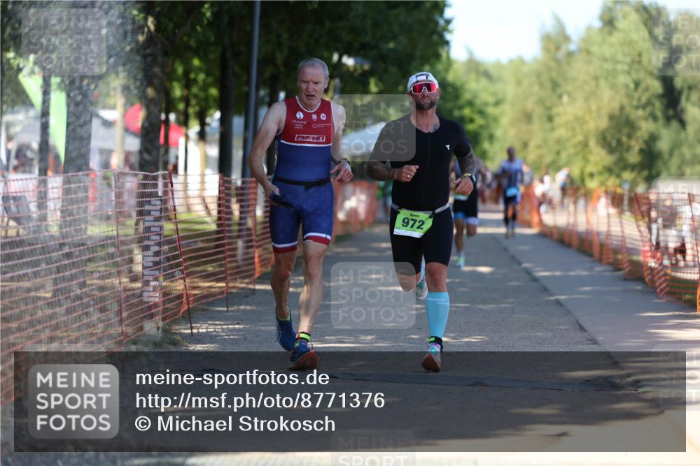 07.09.2025 - 19. Norderstedt Triathlon Michael Strokosch http://msf.ph/oto/8771376 07.09.2025 15:33:26 Laufen 908 meine-sportfotos.de