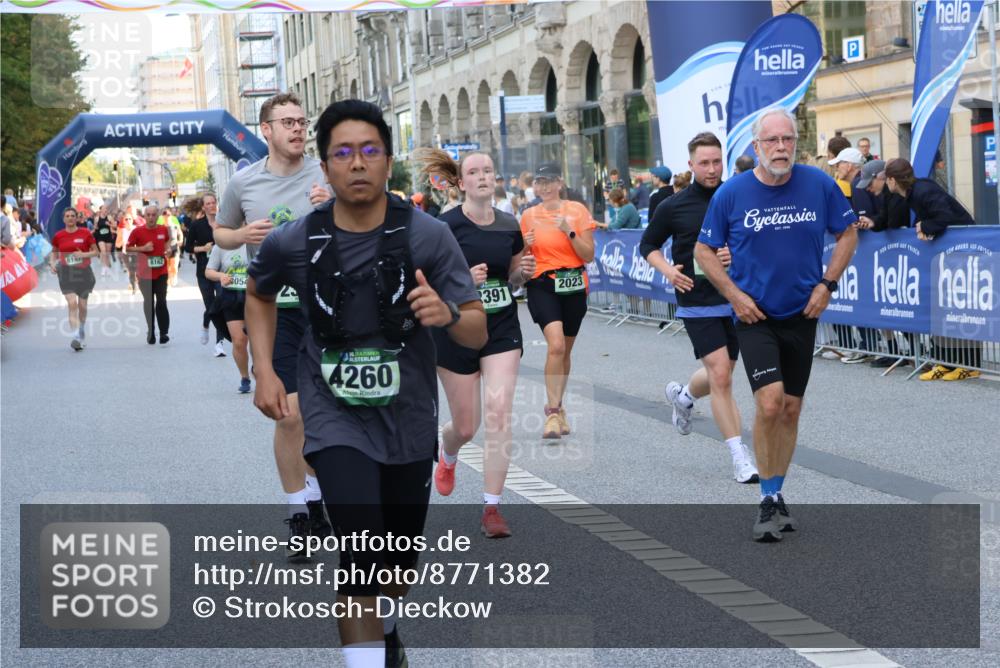 07.09.2025 - BARMER Alsterlauf Strokosch-Dieckow http://msf.ph/oto/8771382 07.09.2025 10:10:00 Ziel 1160, 1188, 2282, 2311, 2312, 2352, 2474, 2632, 2703, 2865, 3145, 3469, 3472, 3756, 3757, 3758, 3987, 4099, 4244, 4291, 4321, 4373, 4384, 4832, 4864, 5009, 5049, 5072, 5073, 5283, 5413, 5703, 5814, 5824, 5829, 5879, 5893, 5896, 5971, 6038, 6088, 6114, 6198, 8385, 8423 meine-sportfotos.de