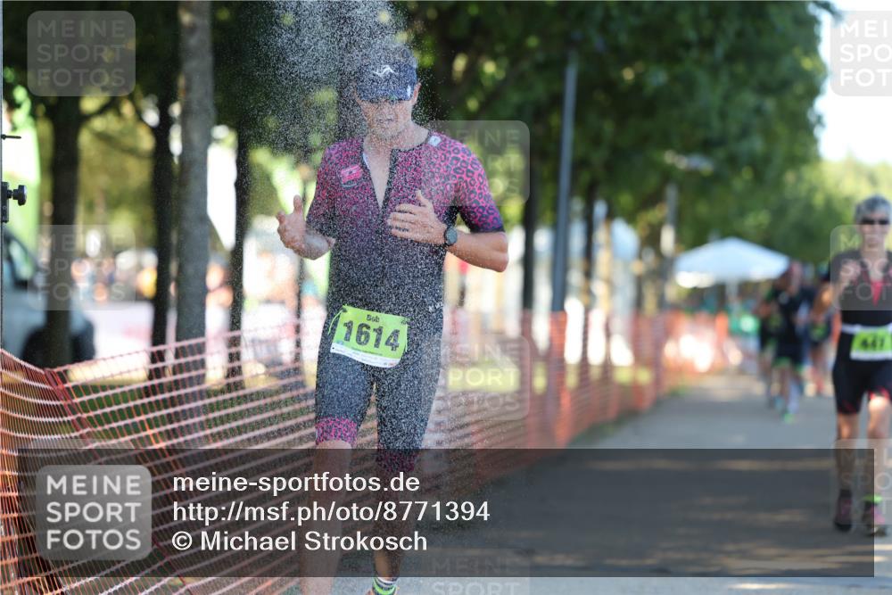 07.09.2025 - 19. Norderstedt Triathlon Michael Strokosch http://msf.ph/oto/8771394 07.09.2025 16:30:09 Laufen 447, 885, 1403, 1486, 1553, 1584, 1614 meine-sportfotos.de
