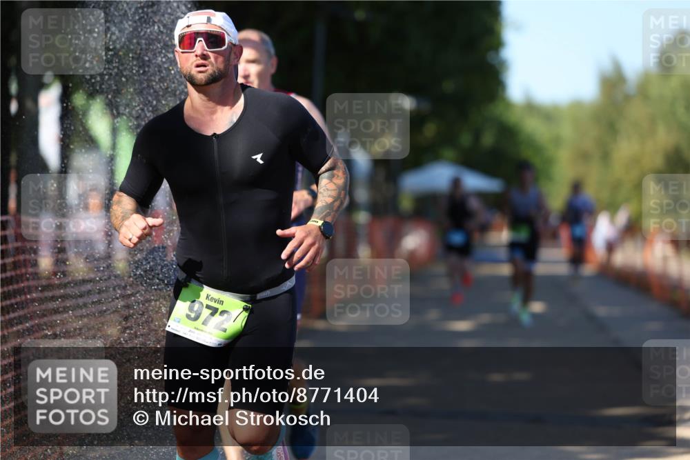 07.09.2025 - 19. Norderstedt Triathlon Michael Strokosch http://msf.ph/oto/8771404 07.09.2025 15:33:27 Laufen 908, 1416 meine-sportfotos.de