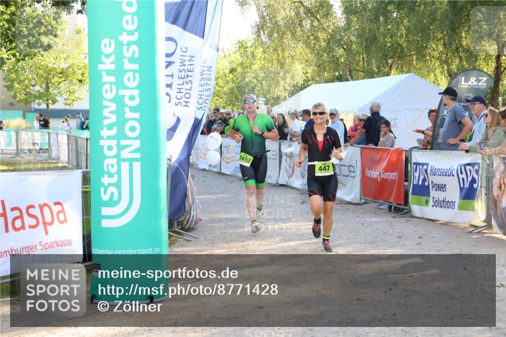 07.09.2025 - 19. Norderstedt Triathlon Zöllner http://msf.ph/oto/8771428 07.09.2025 16:45:59 Ziel 447, 1089, 1492 meine-sportfotos.de