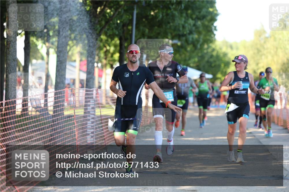 07.09.2025 - 19. Norderstedt Triathlon Michael Strokosch http://msf.ph/oto/8771433 07.09.2025 16:30:15 Laufen 447, 474, 516, 546, 885, 1403, 1486, 1489, 1553, 1612 meine-sportfotos.de