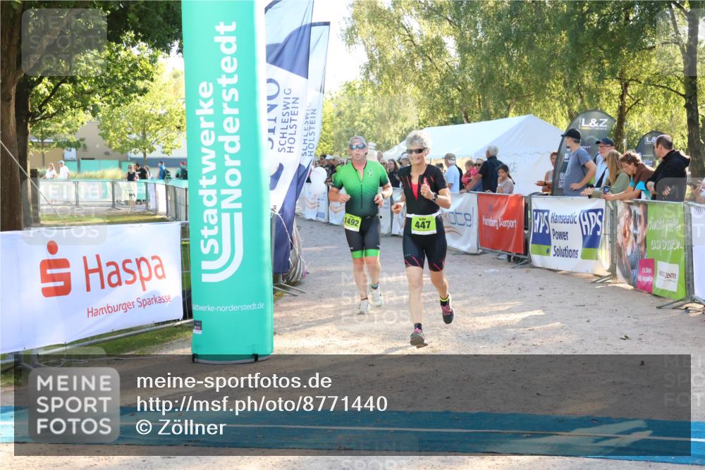 07.09.2025 - 19. Norderstedt Triathlon Zöllner http://msf.ph/oto/8771440 07.09.2025 16:46:00 Ziel 447, 1089, 1492 meine-sportfotos.de