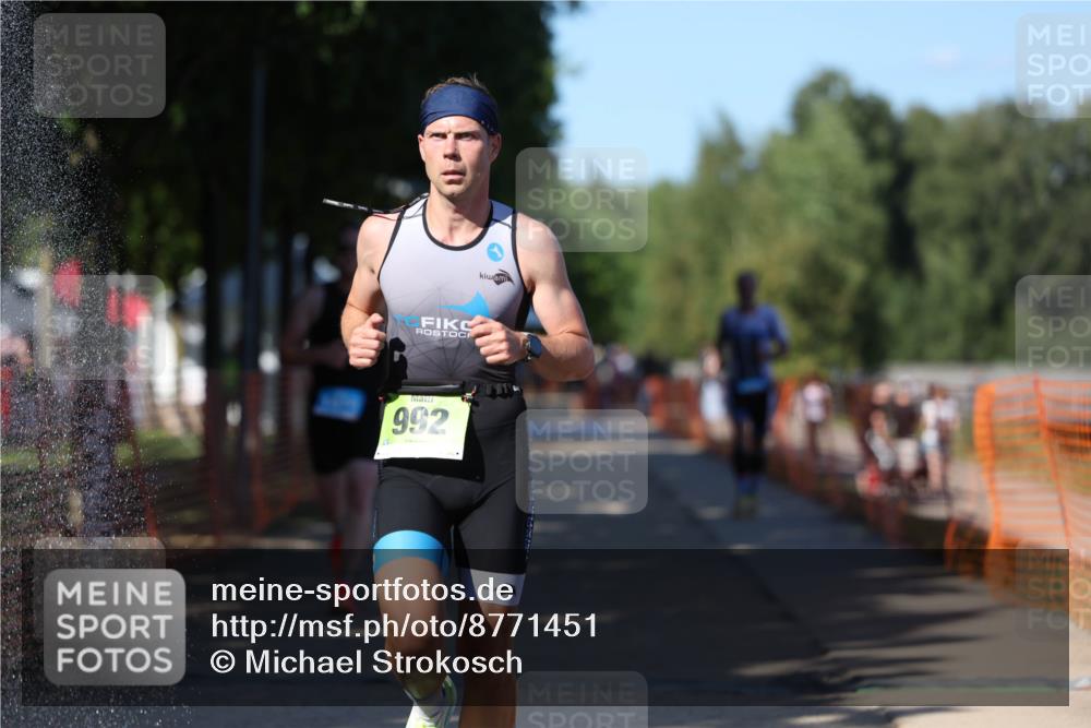 07.09.2025 - 19. Norderstedt Triathlon Michael Strokosch http://msf.ph/oto/8771451 07.09.2025 15:33:32 Laufen 1416, 1456 meine-sportfotos.de