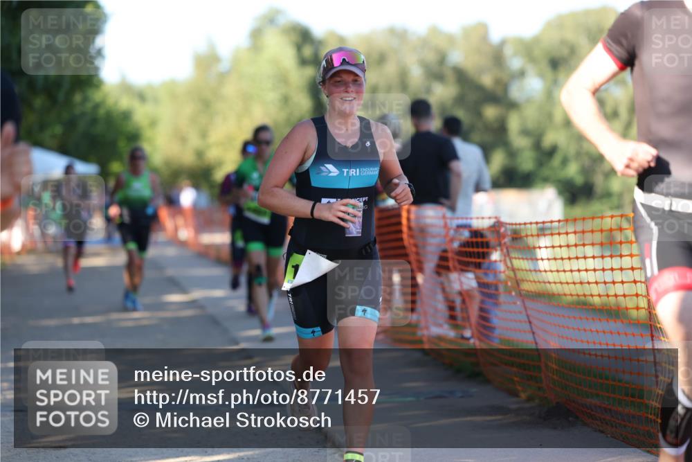 07.09.2025 - 19. Norderstedt Triathlon Michael Strokosch http://msf.ph/oto/8771457 07.09.2025 16:30:17 Laufen 474, 516, 546, 885, 1403, 1486, 1489, 1553, 1612 meine-sportfotos.de