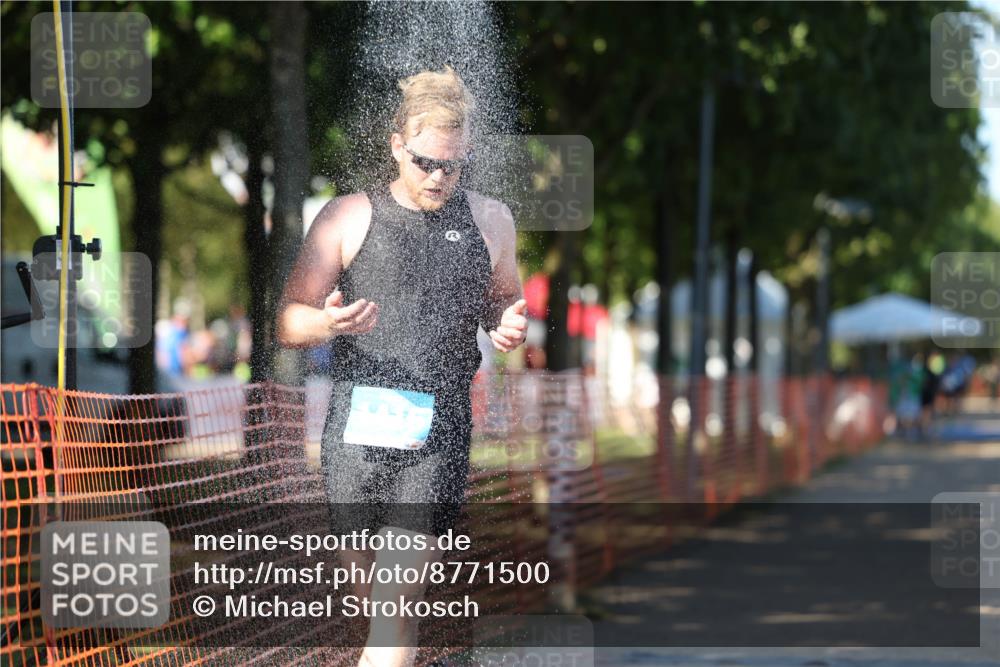 07.09.2025 - 19. Norderstedt Triathlon Michael Strokosch http://msf.ph/oto/8771500 07.09.2025 15:33:36 Laufen 1416, 1456 meine-sportfotos.de
